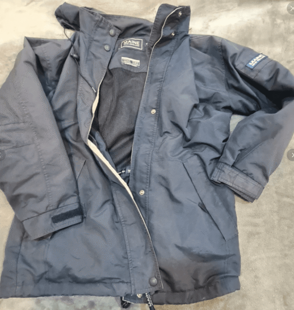 Maine New England Navy Waterproof Jacket Size 8
