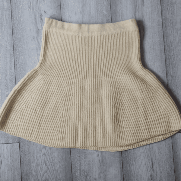 Zara Womens Ribbed Knit Skirt Cream M / UK 12-14