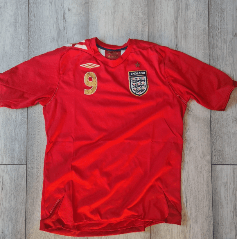 Umbro England Rooney #9 Boys Football Shirt Red 12 Years / 152 cm