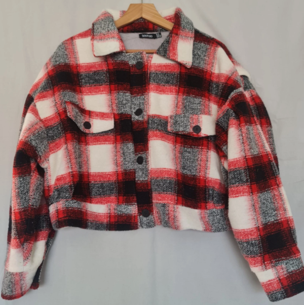 Boohoo Womens Cropped Check Shacket Jacket Red Black M / UK 12-14