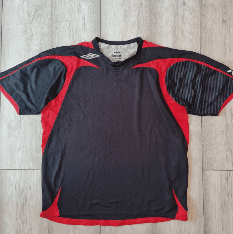 Umbro X Static Football Jersey Black Red L