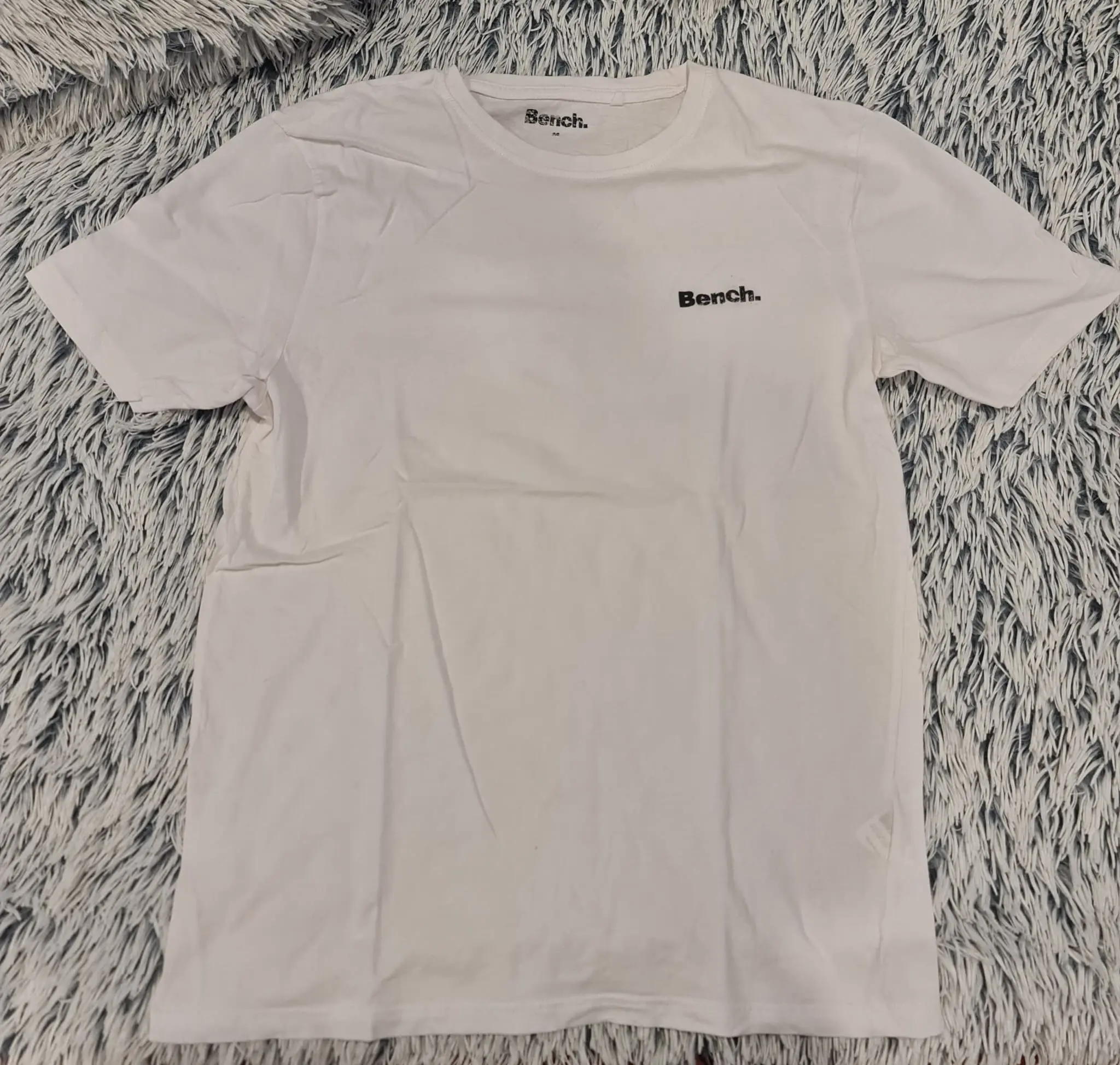Bench Men’s White Black Logo Crew Neck T-Shirt Size M