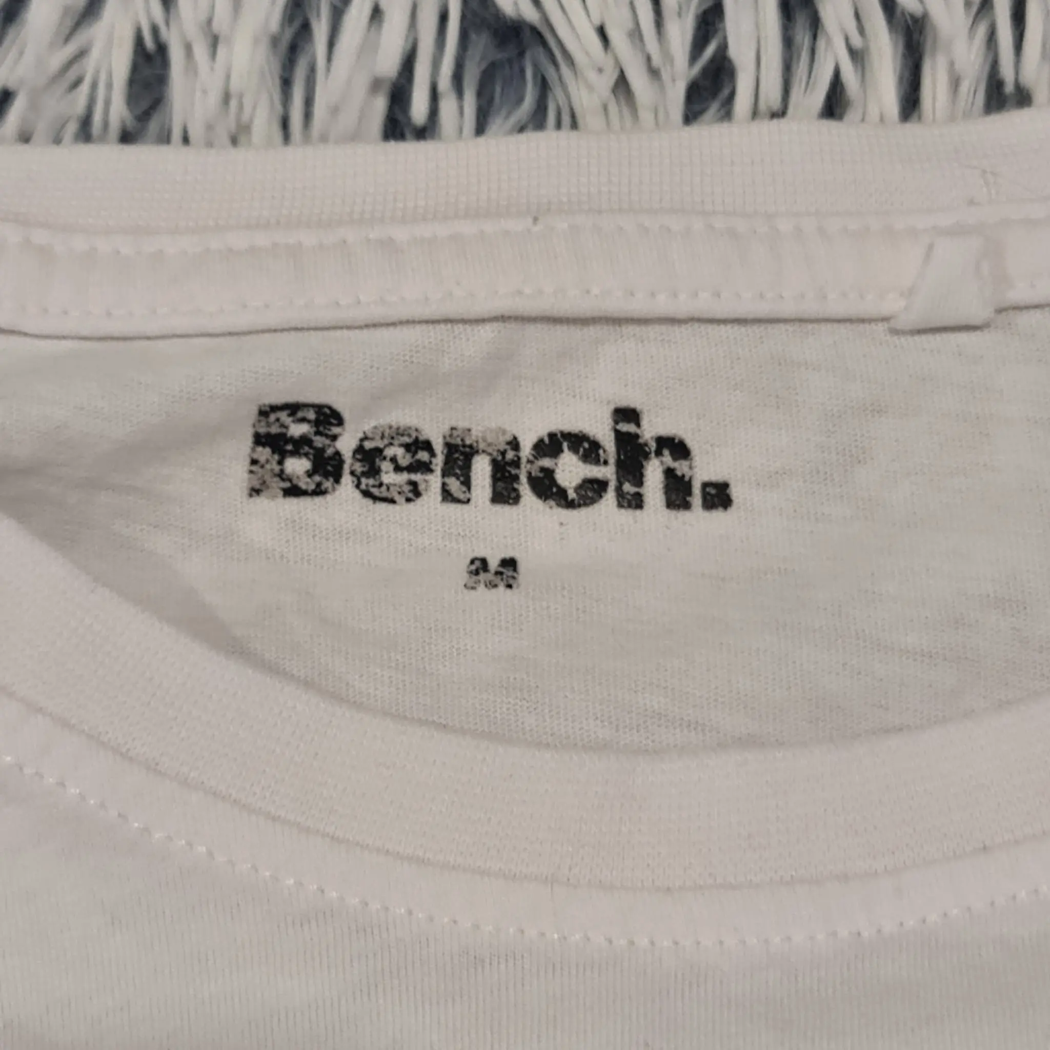 Bench Men's White Black Logo Crew Neck T-Shirt Size M - Image 2