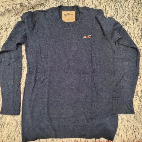 Hollister Men’s Navy Embroidered Logo Crew Neck Jumper Size M