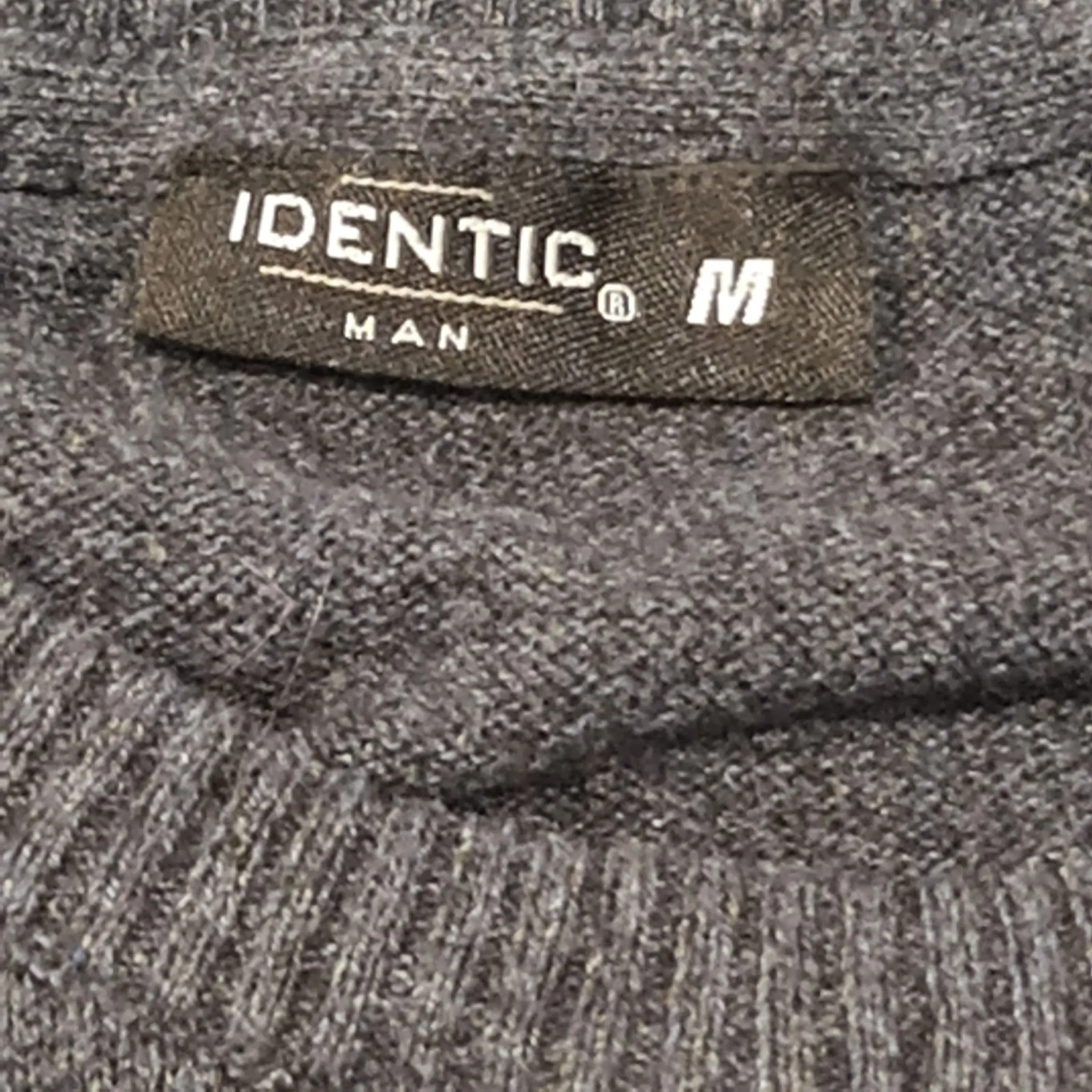 Identic Man Men's Grey Legends of Denim Graphic Jumper Size M - Image 3