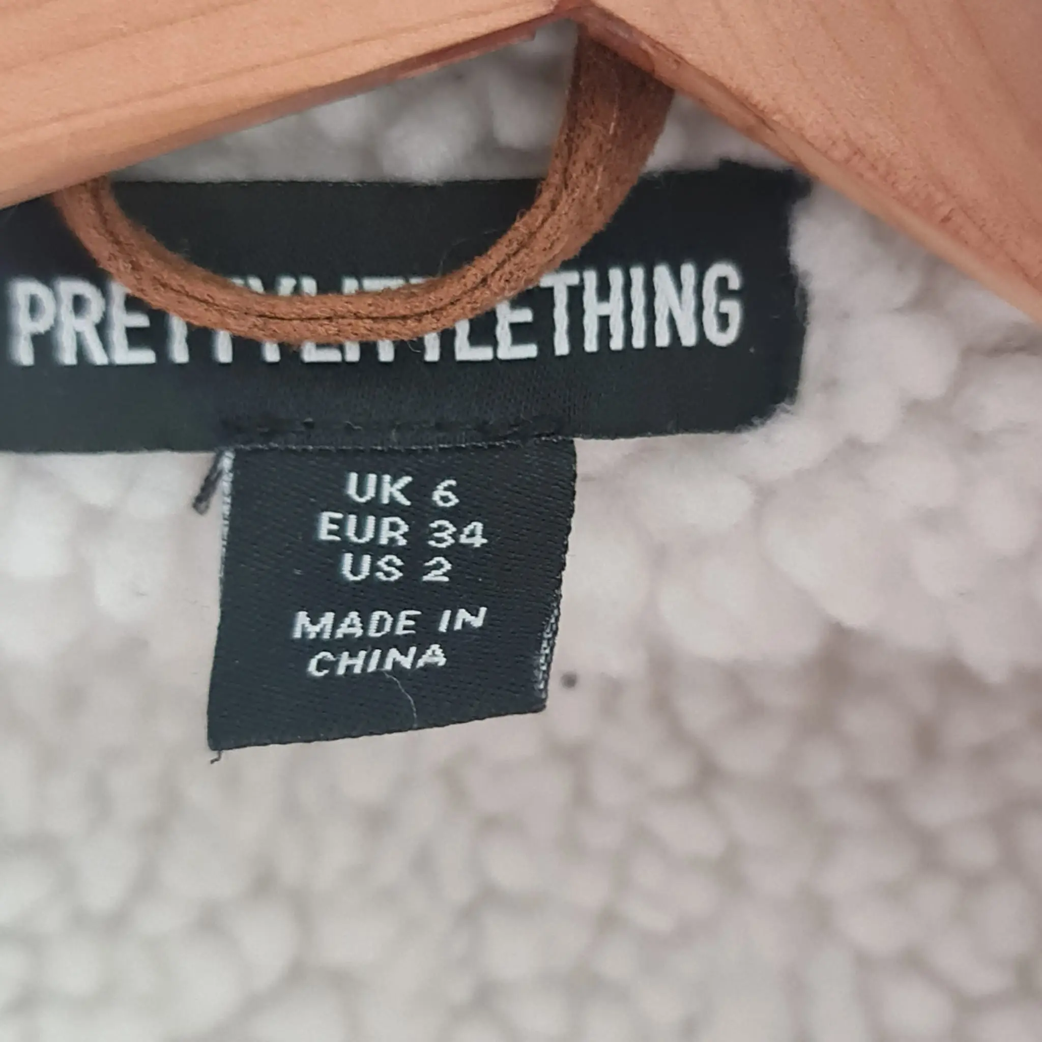 PrettyLittleThing Womens Brown Cropped Borg Aviator Jacket UK 6 - Image 3