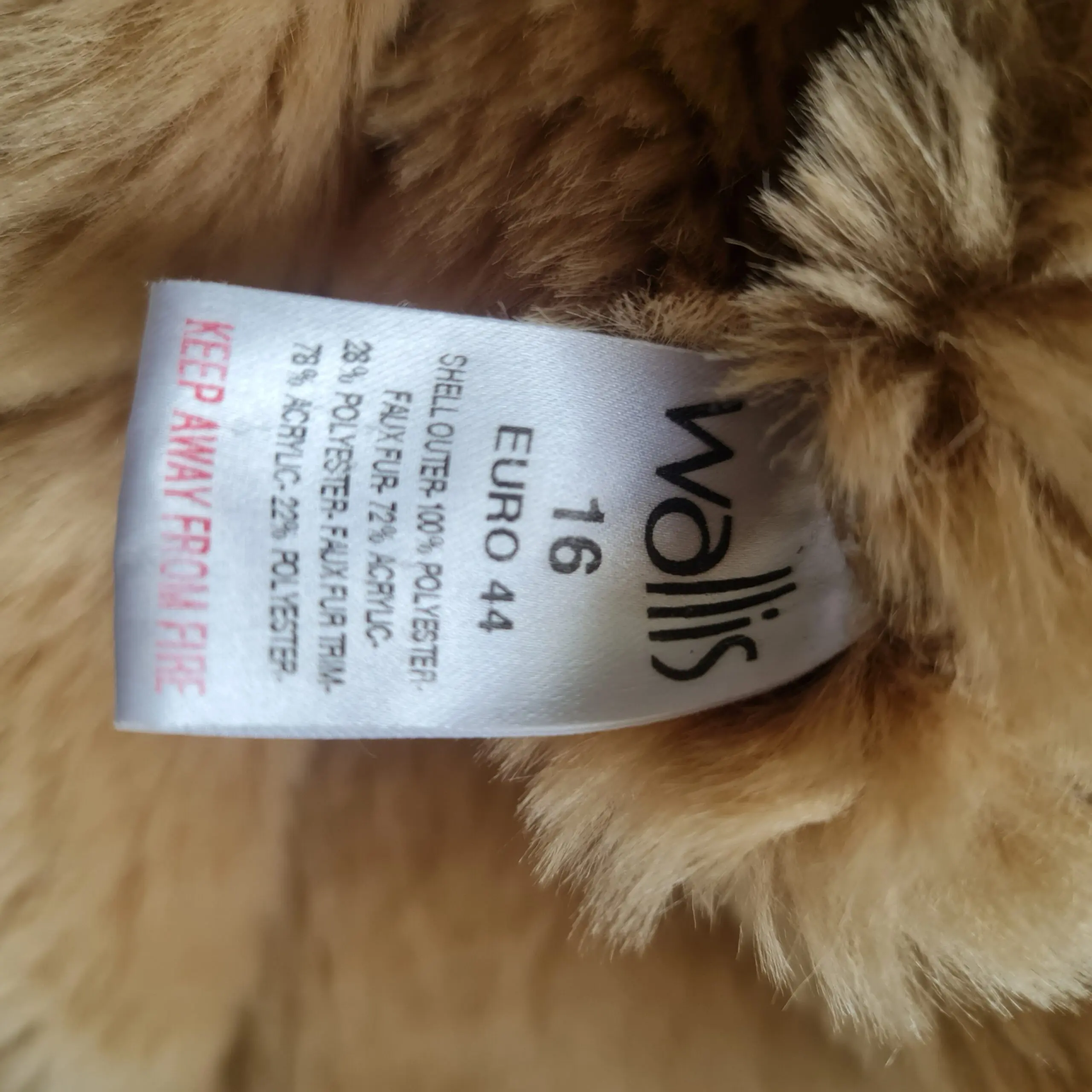 Wallis Women's Beige Faux Suede Fur Trim Coat UK 16 - Image 5