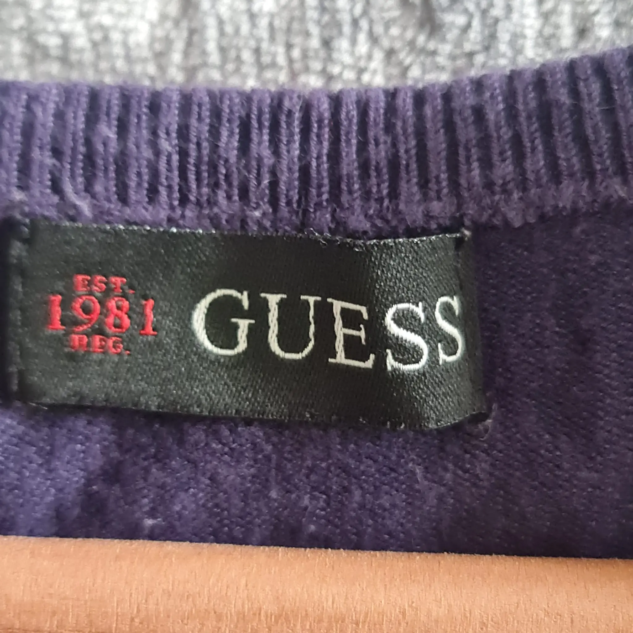 GUESS Women's Navy Logo Jumper M / UK 12-14 - Image 3