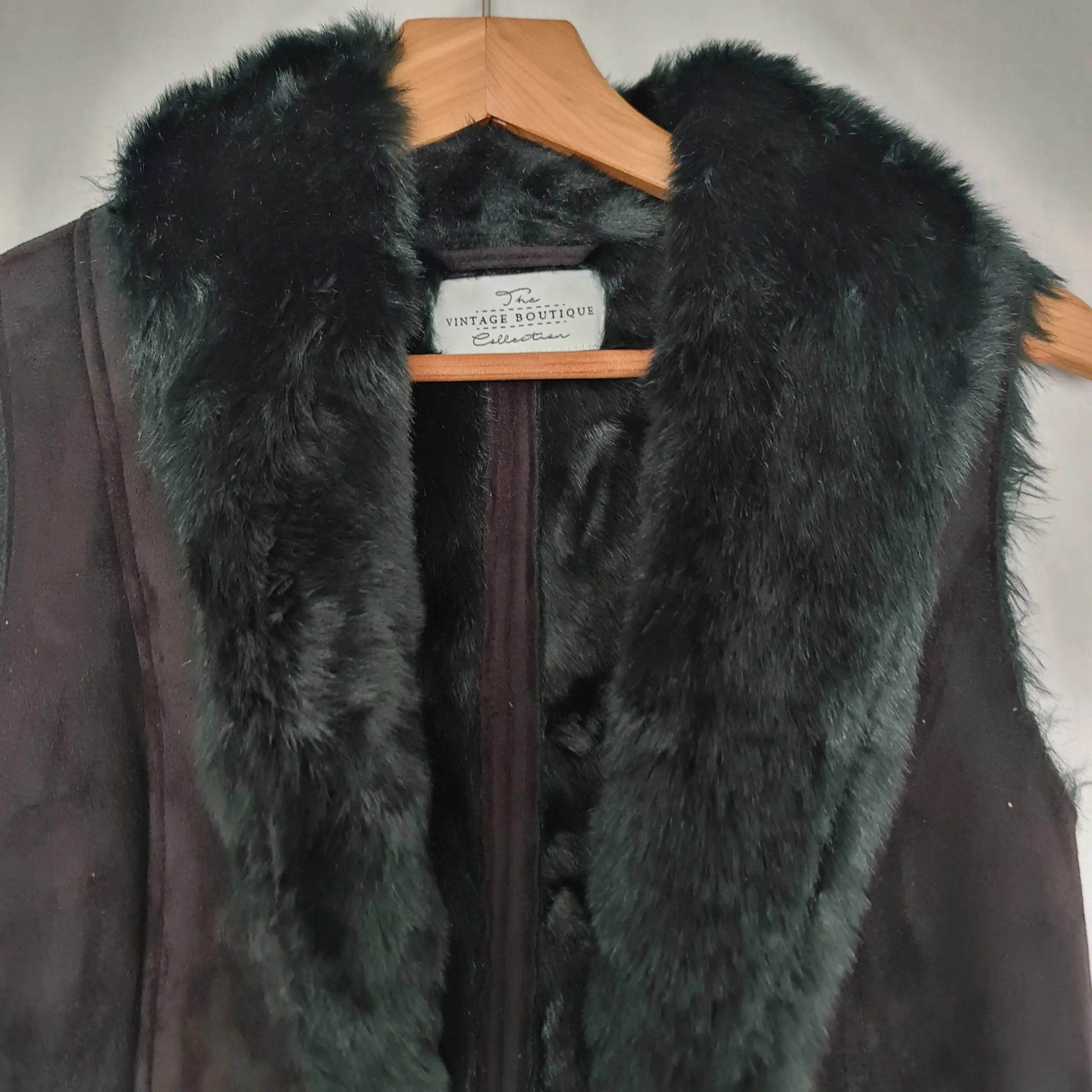 The Vintage Boutique Collection Womens Brown Faux Fur Gilet UK 8 - Image 3