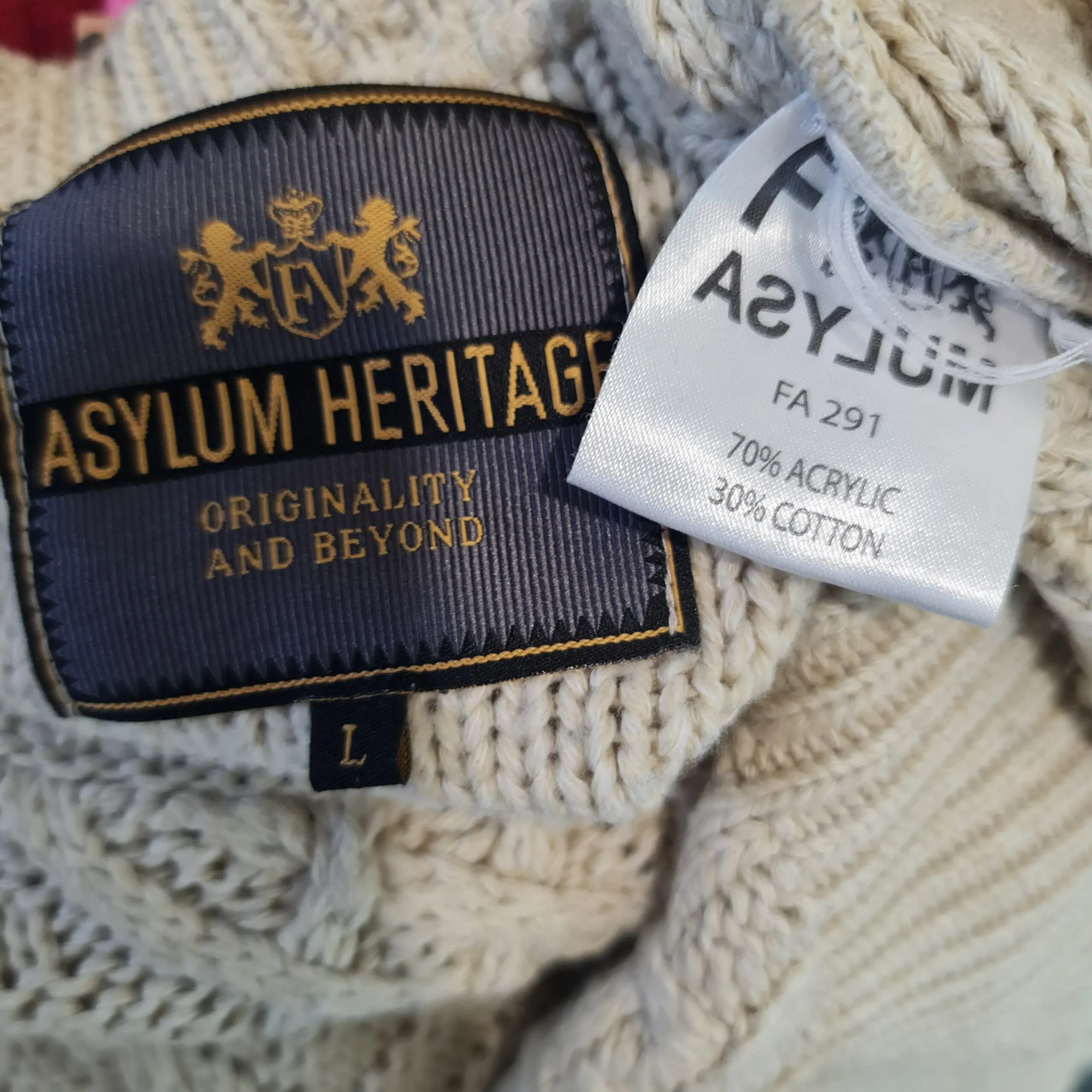 Asylum Heritage Mens Cream Cable Knit Jumper L - Image 3