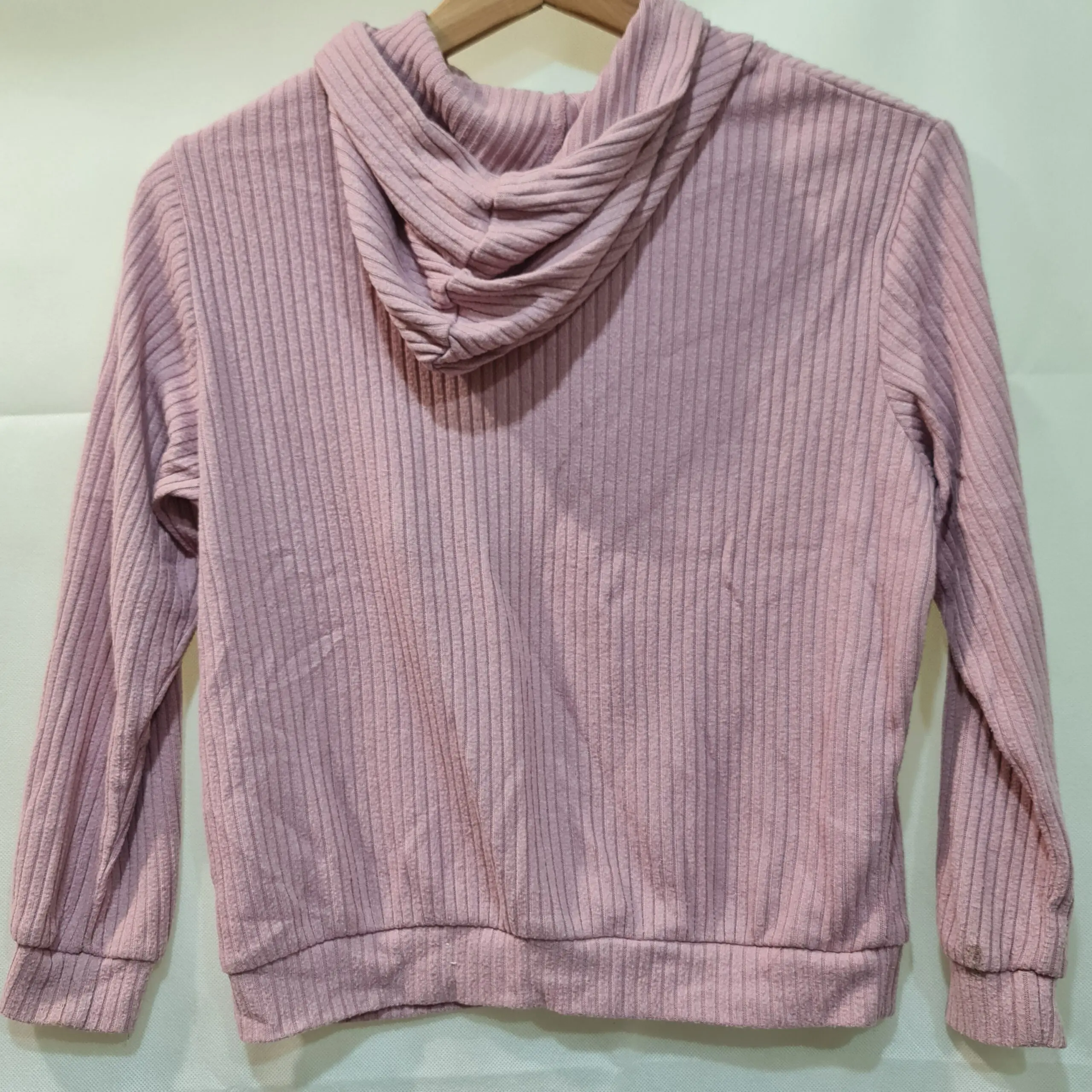 H&M Girls Dusty Pink Ribbed Hooded Jumper Age 9-10 Years - Image 2