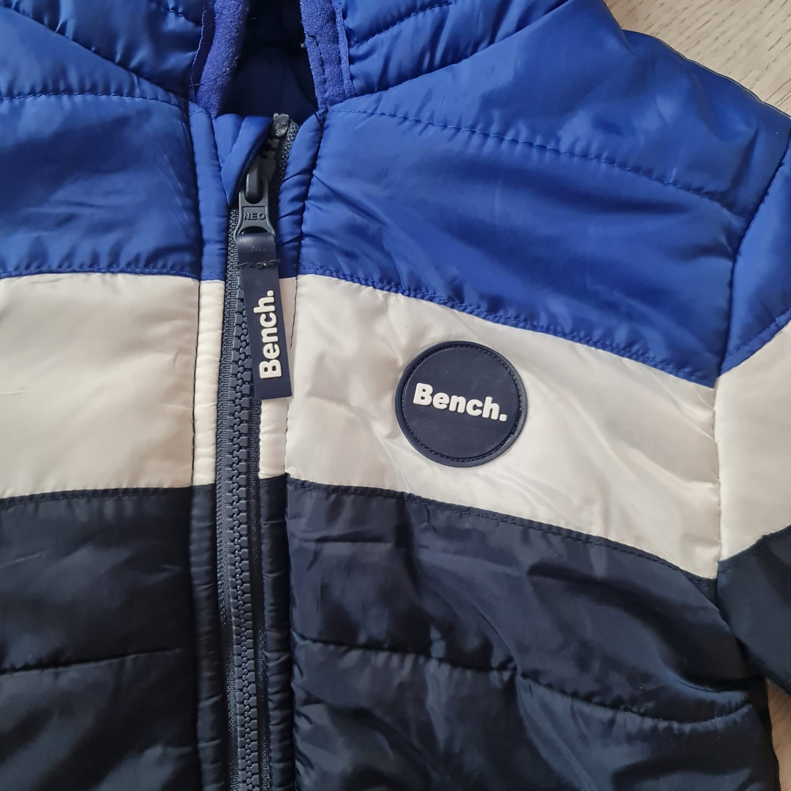 Bench Boys Blue Navy Colour Block Hooded Puffer Jacket 2-3 Years - Image 2