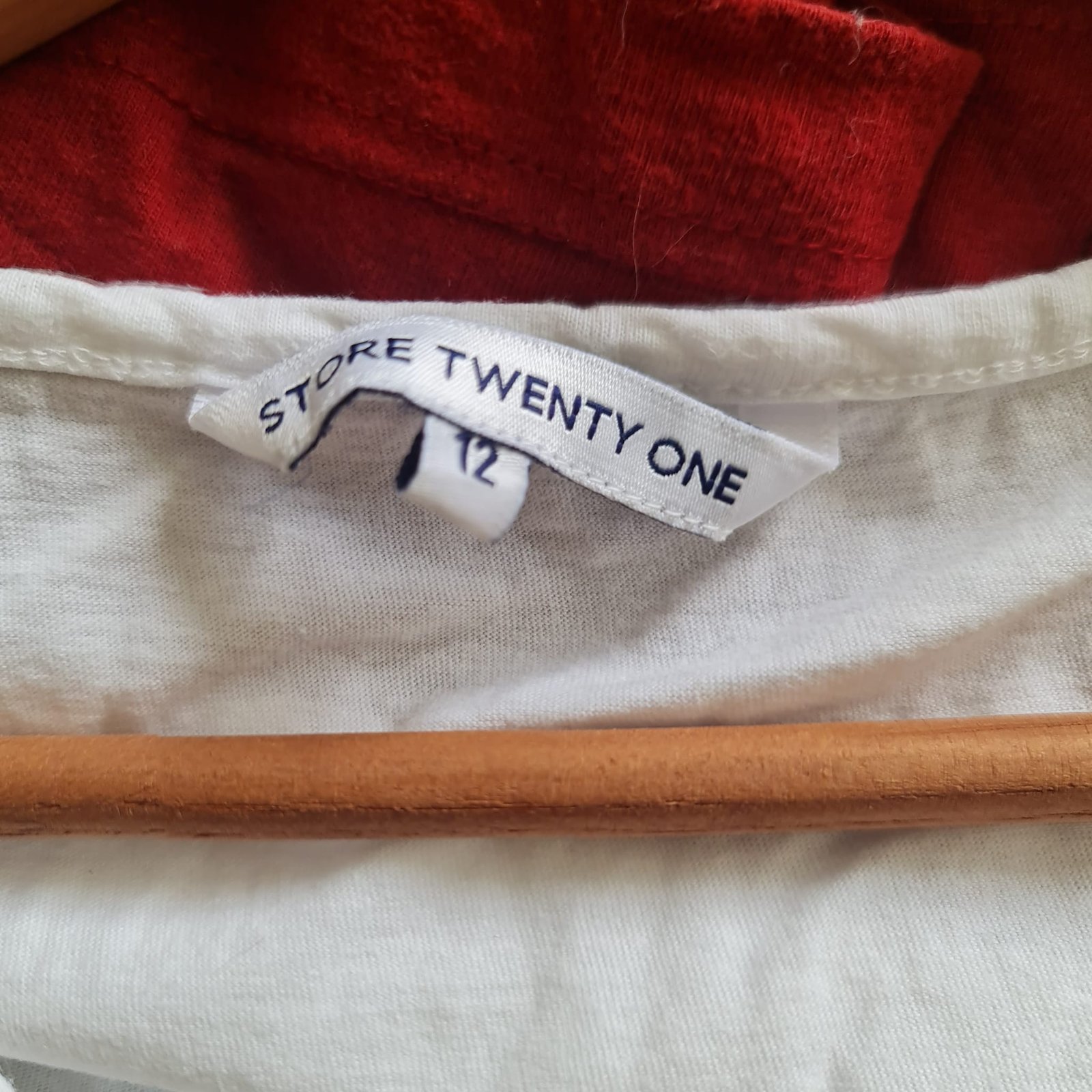 Store Twenty One Womens Butterfly T-Shirt White UK 12 - Image 2