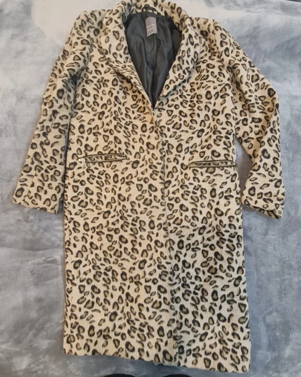 Primark Women’s Leopard Faux Fur Coat UK 10