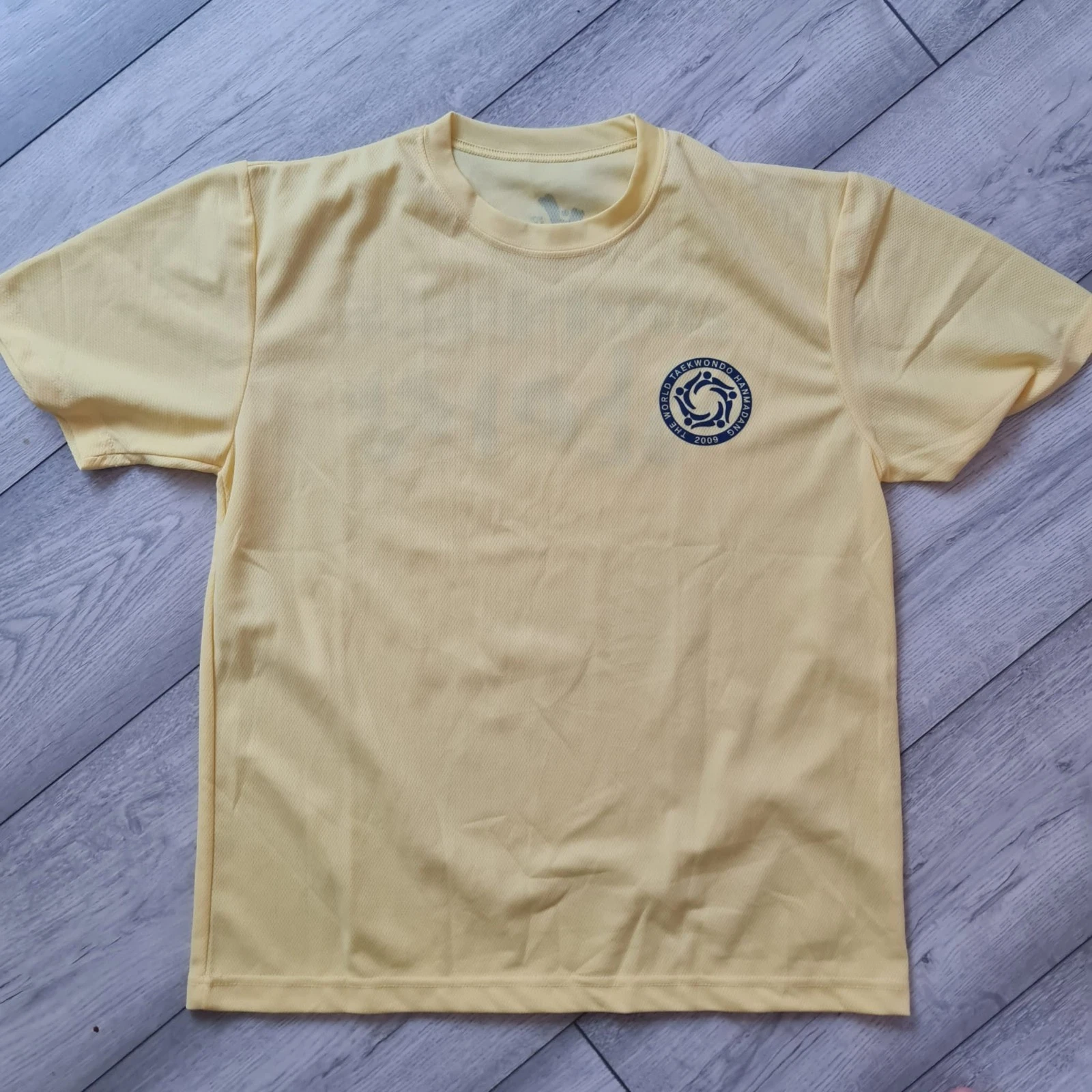 World Taekwondo Hanmadang 2009 Sports T-Shirt Yellow S