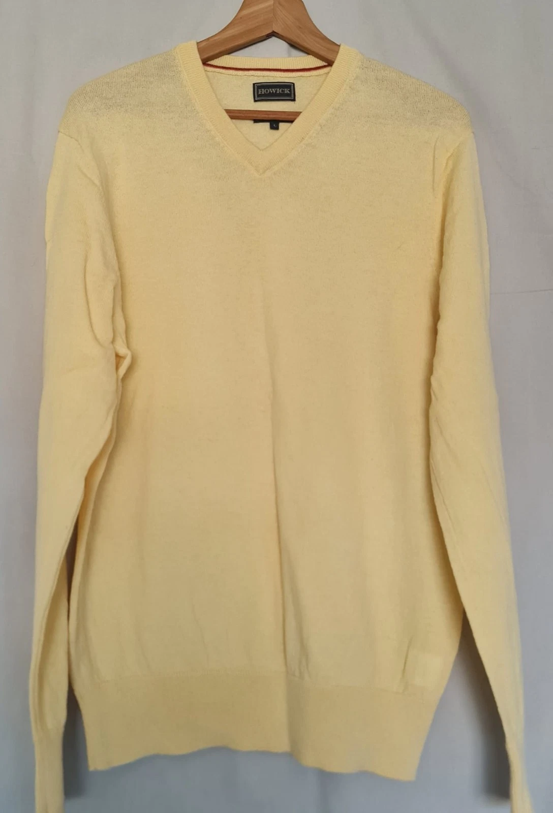 Howick Men’s Cream Lambswool V Neck Jumper Sweater Size L