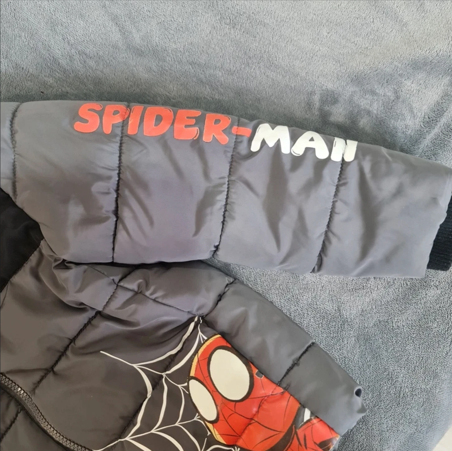 Marvel Spider-Man Puffer Jacket Hooded Boys 4-5 Years / 104-110cm - Image 4