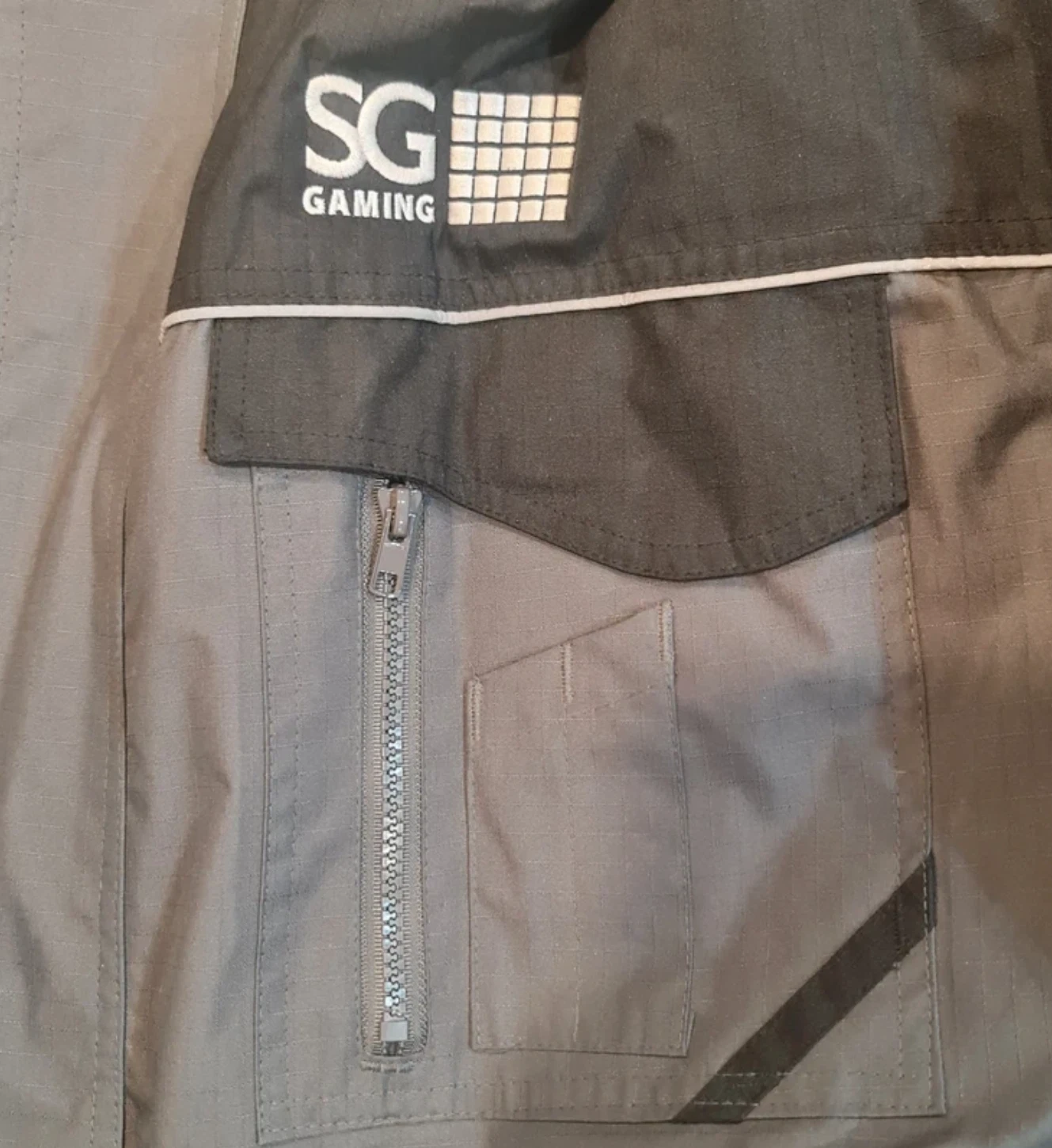 Portwest Men’s Jacket XL Grey Black Waterproof Utility Coat - Image 2