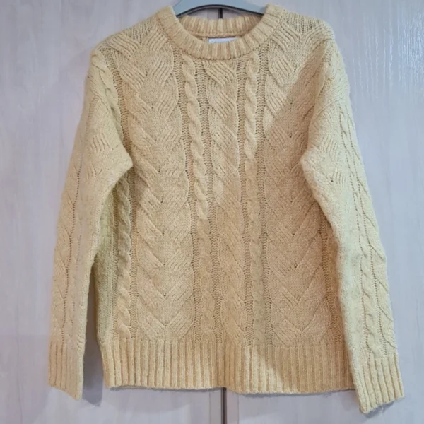Primark Women’s Gold Cable Knit Jumper XS / UK 4-6