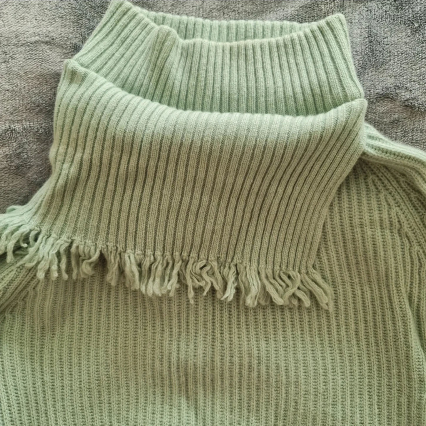 Madeleine Women’s Ribbed Turtleneck Jumper Mint Green UK 8-10 - Image 2