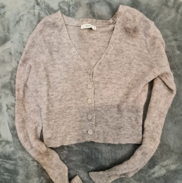 Reserved Women’s Cropped Cardigan Beige S / UK 8-10 Button Knit