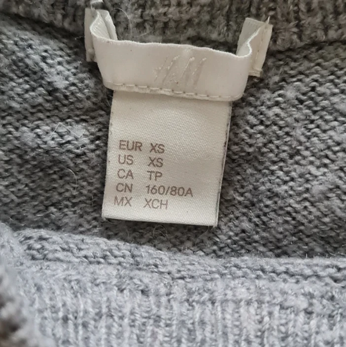 H&M Grey Sequin Heart Jumper XS UK 4-6 - Image 2