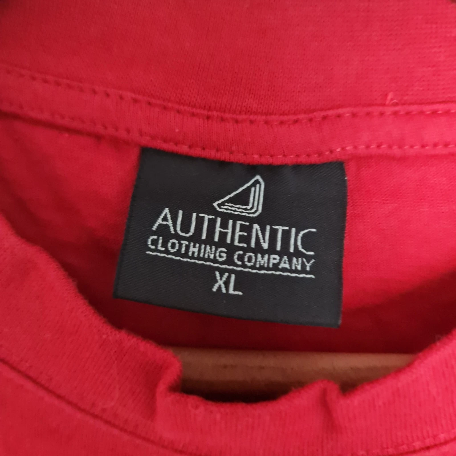 Authentic Clothing Company Red T-Shirt Men's XL Crew Neck Cotton - Image 2