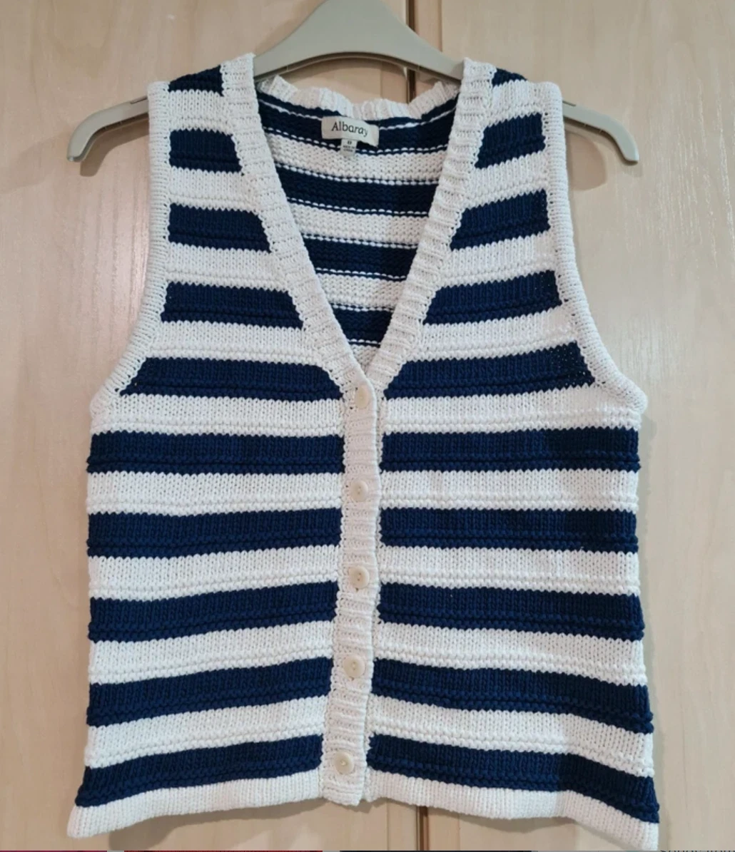 Striped Knitted Navy & White Vest Albaray Women’s UK 8
