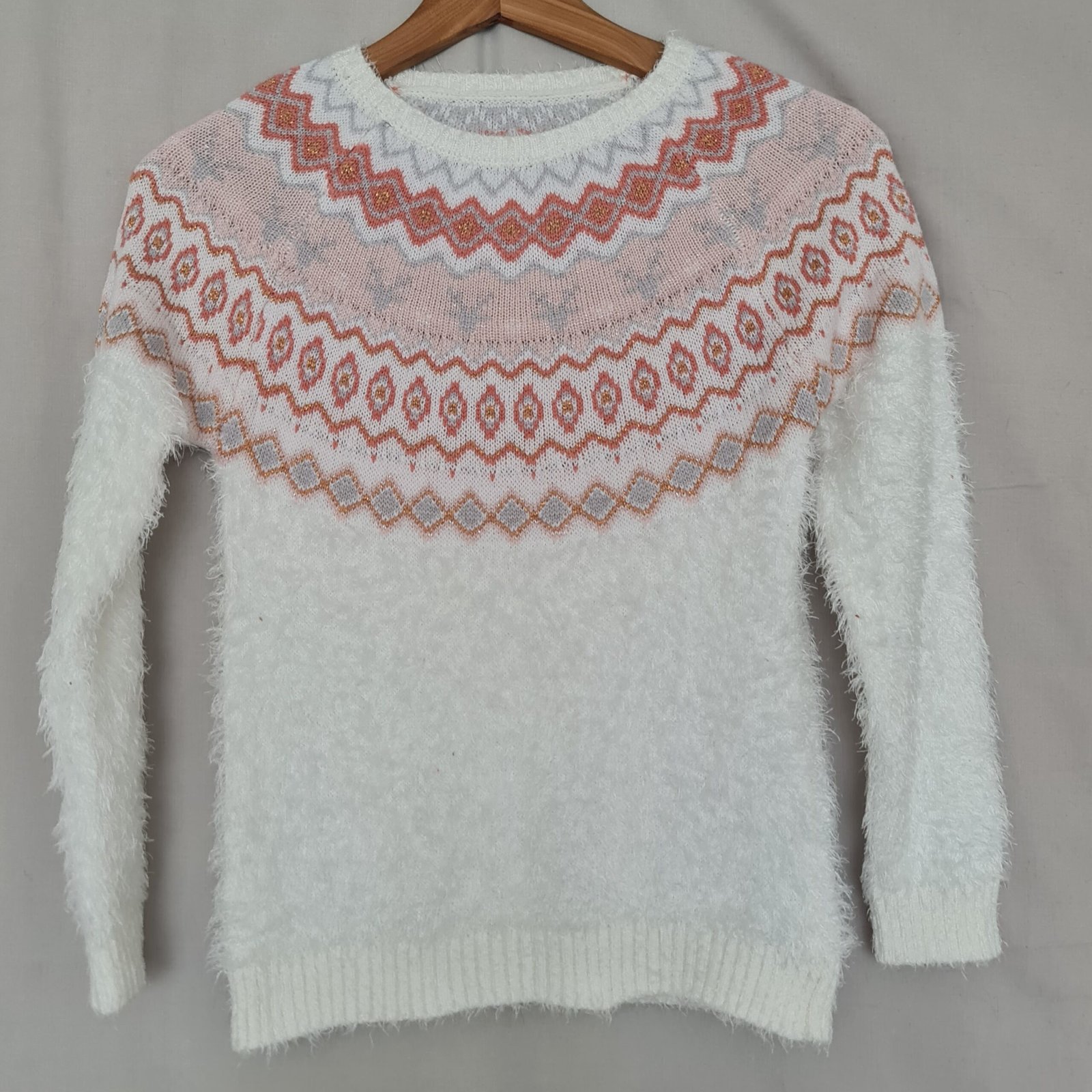 Nutmeg Girls White Pink Fair Isle Fluffy Jumper Age 9-10