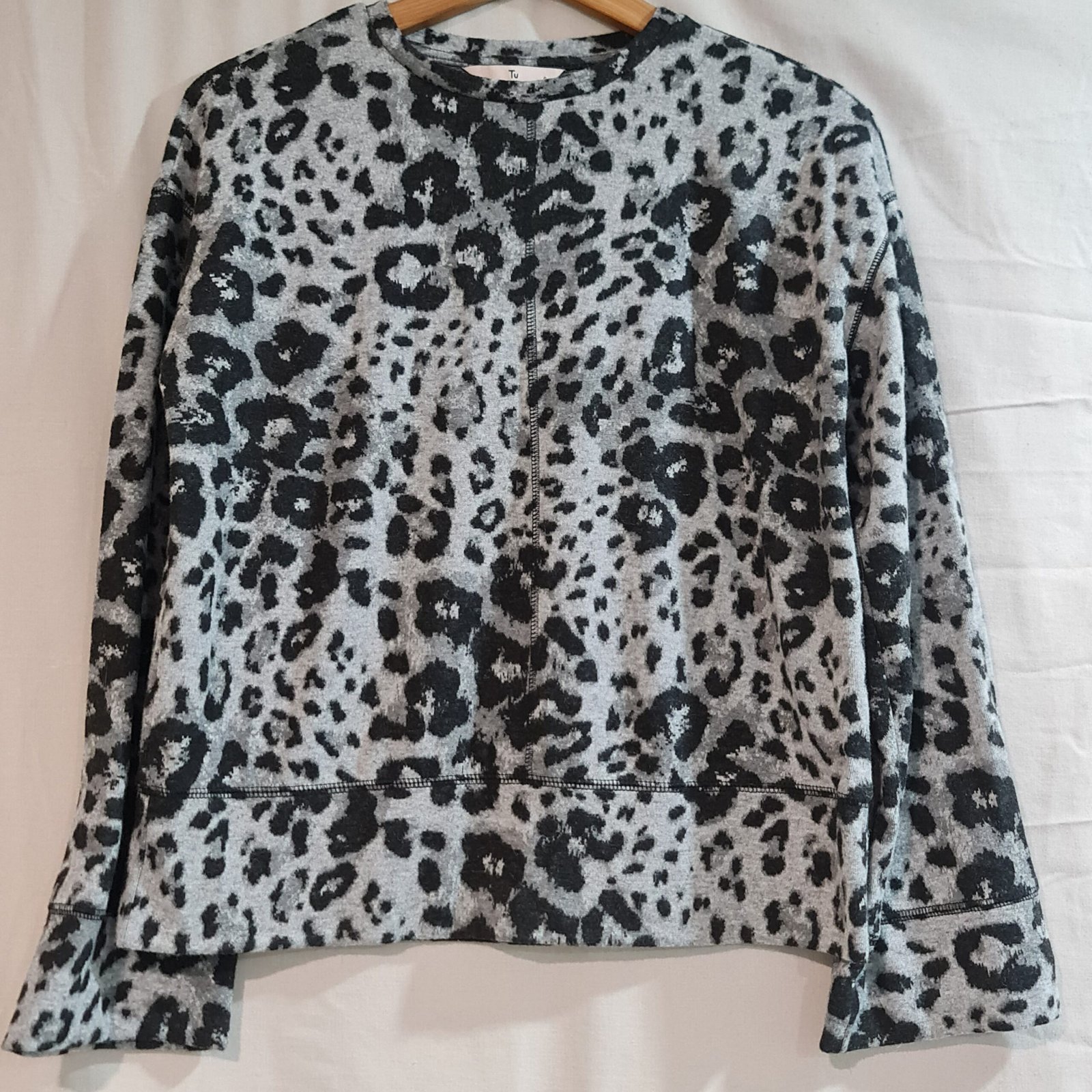 TU Womens Grey Black Leopard Print Jumper S UK 8-10